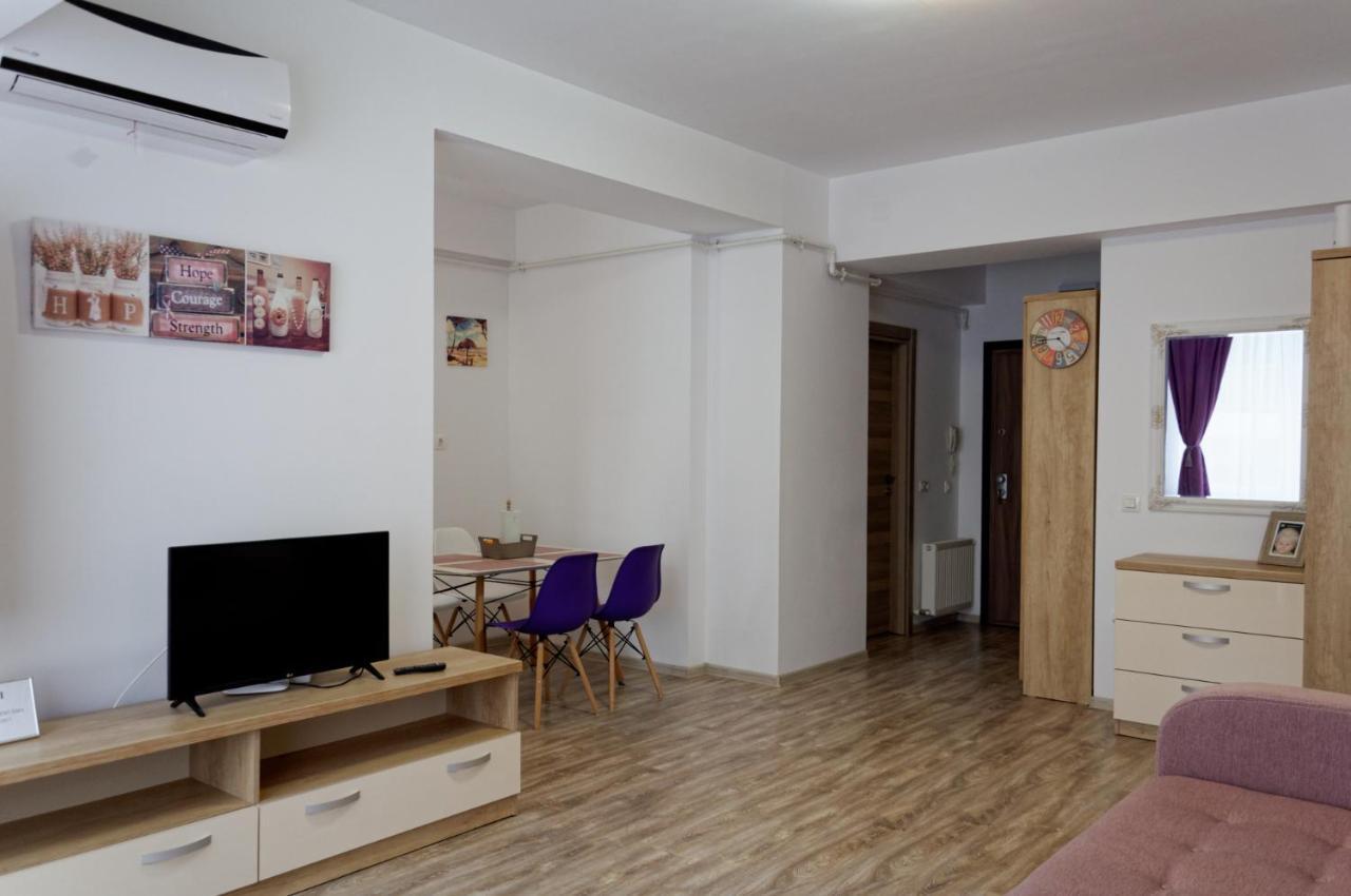 Apartament Ema Summerland Apartment Mamaia Ngoại thất bức ảnh